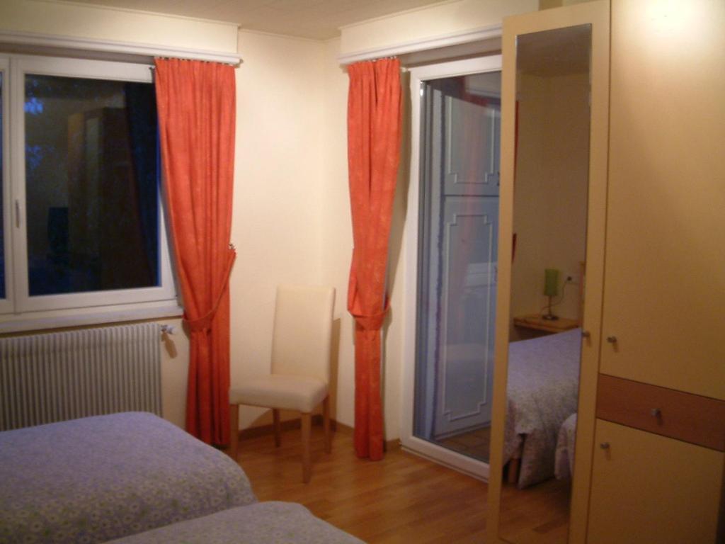 La Maison Bleue Panzió Dieffenbach-au-Val Szoba fotó